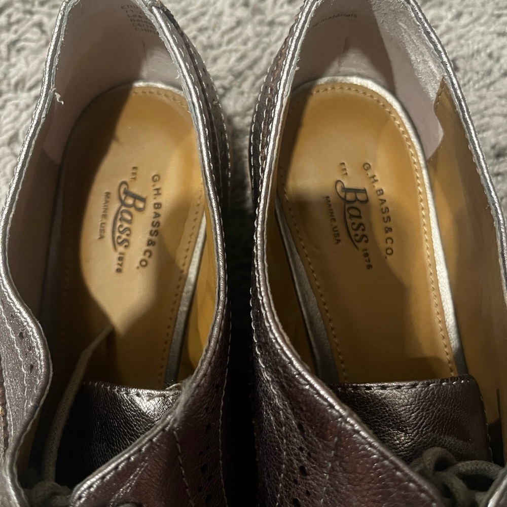 NWOT G.H. Bass & Co. Womens Brushed Gold Leather Oxfords - Picture 8 of 8